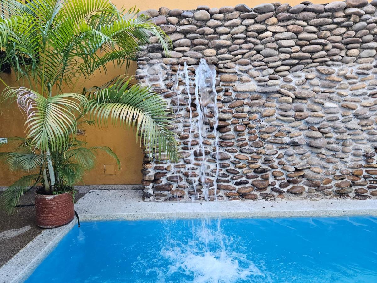 Hotel Victoria Queen Villavieja Esterno foto